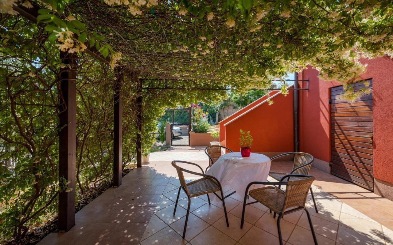 Iva House With Apartment Umag Exteriör bild