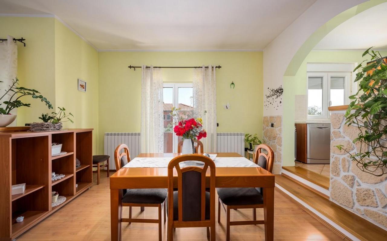 Iva House With Apartment Umag Exteriör bild