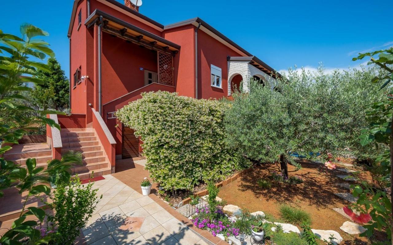 Iva House With Apartment Umag Exteriör bild
