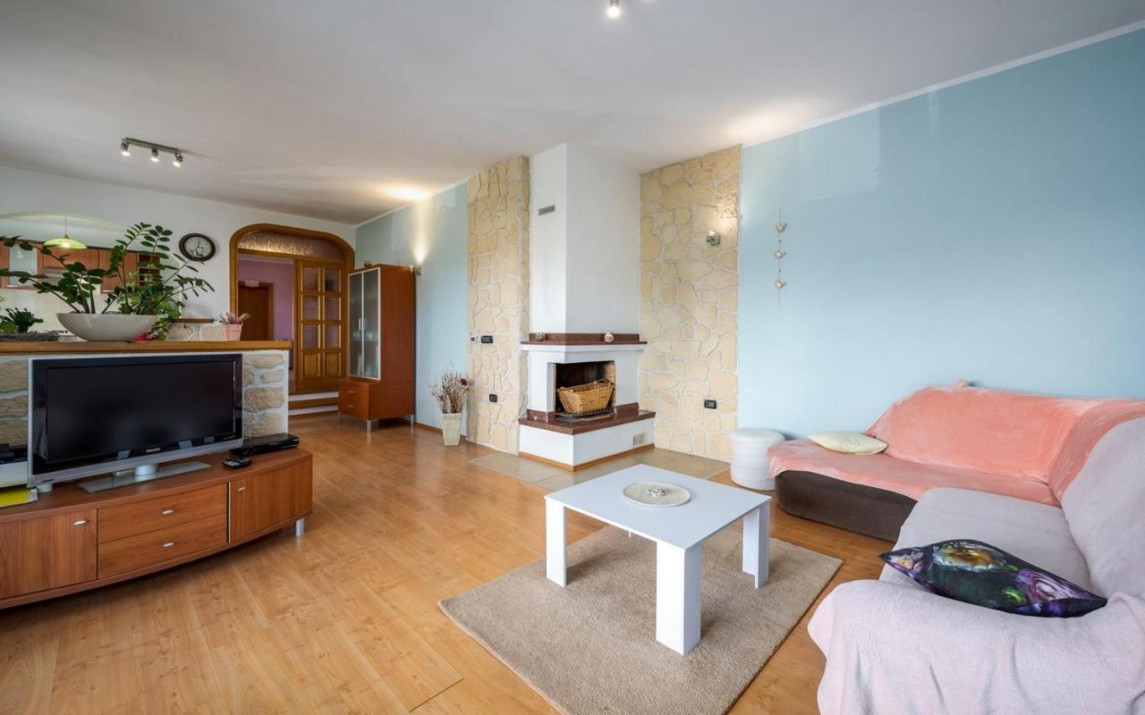 Iva House With Apartment Umag Exteriör bild